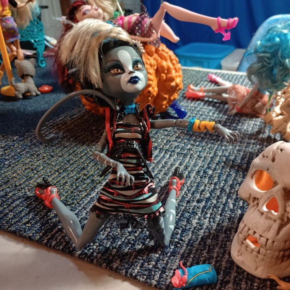 Monster High Werecat Bundle - Picture 2 of 16